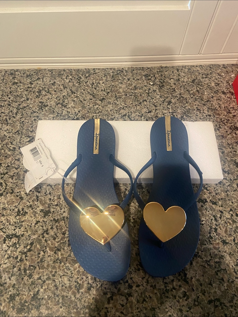 Ipanema NWT Heart Flip Flops